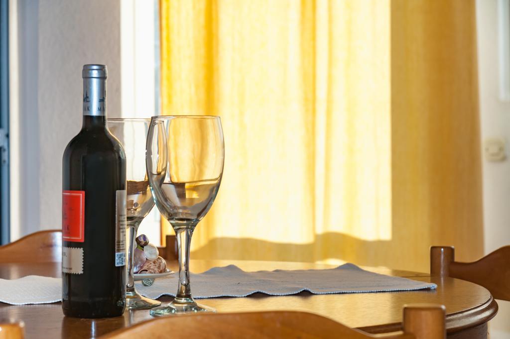 Beach Resort Apartments Bucina Baska Voda Luaran gambar