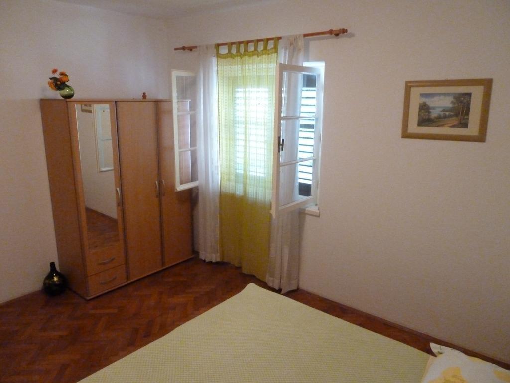 Beach Resort Apartments Bucina Baska Voda Luaran gambar