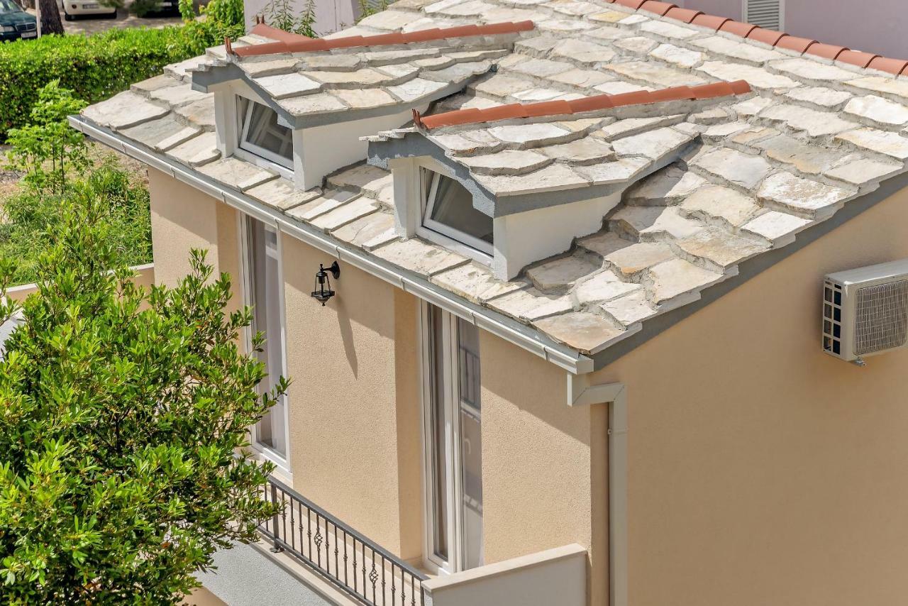 Beach Resort Apartments Bucina Baska Voda Luaran gambar